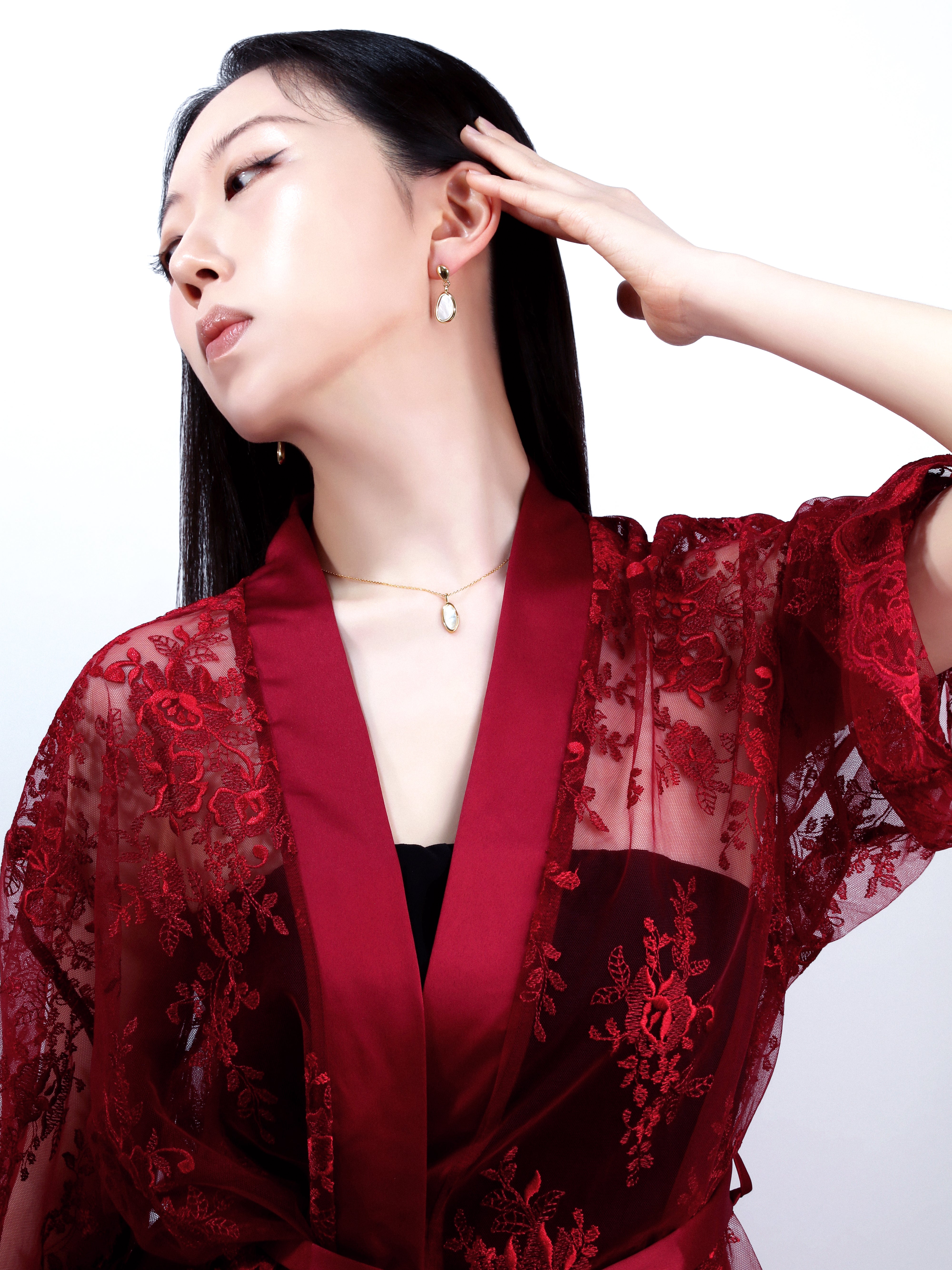 Wabi-Sabi Mother of Pearl “Yūgao” Drop Earrings
