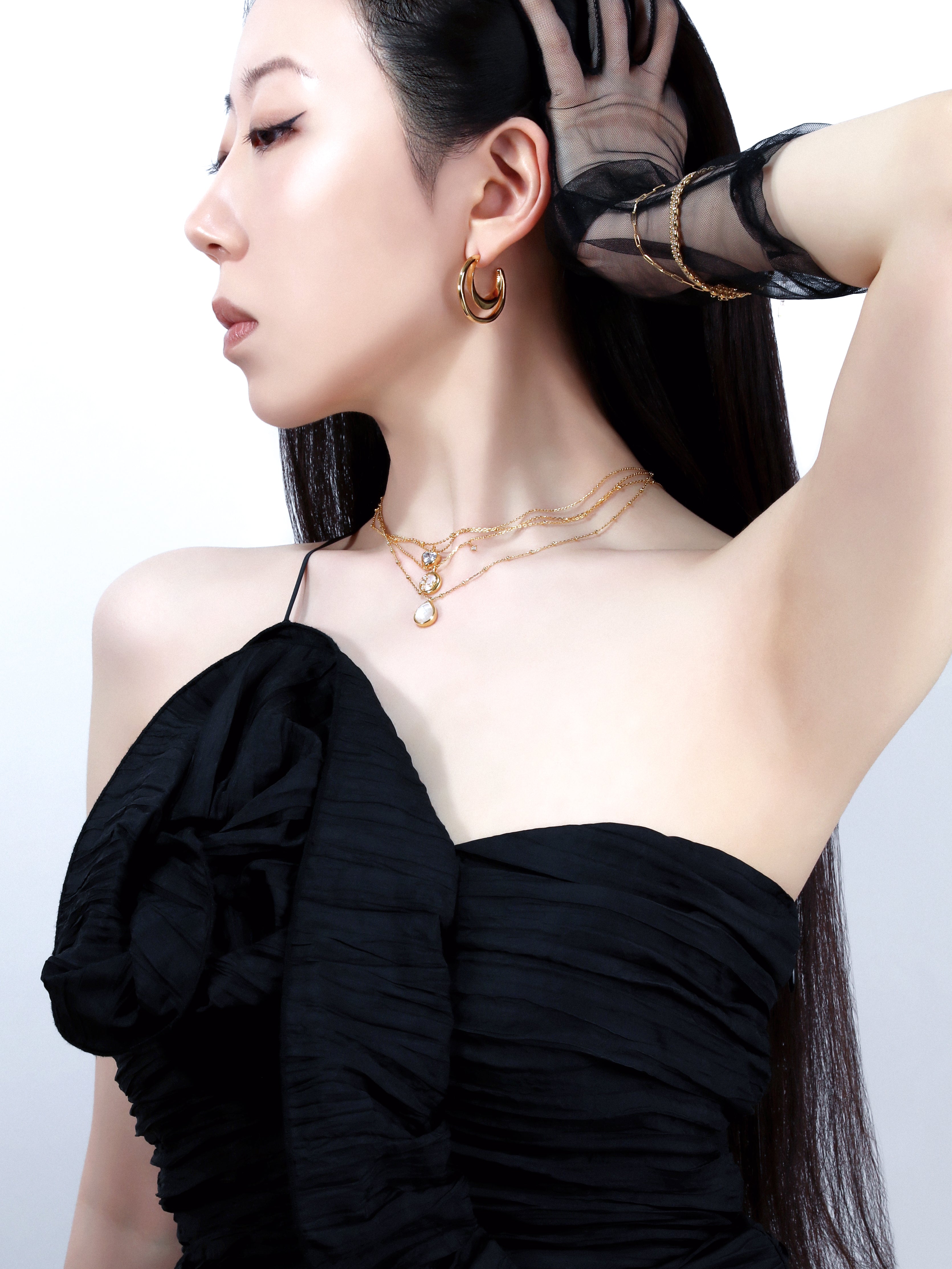 Mother of Pearl no “Namida” Pendant Necklace