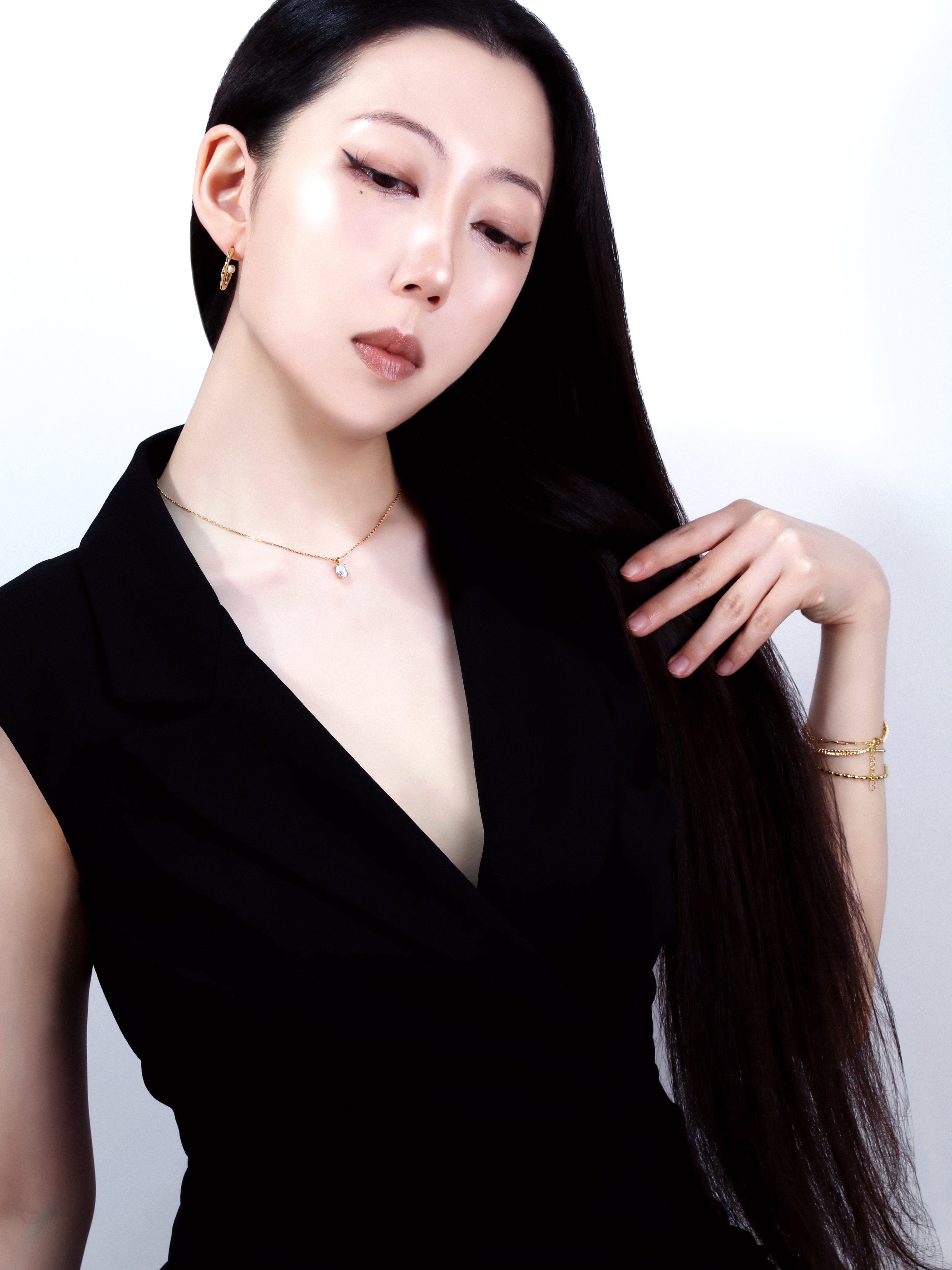 Wabi-Sabi Pearl Detail Garyō "Tensei" Hoop Earrings